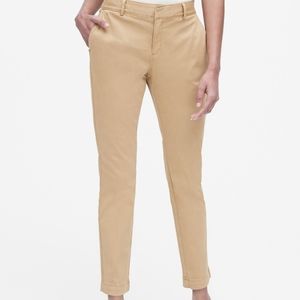 Banana Republic khaki stretch chino pants